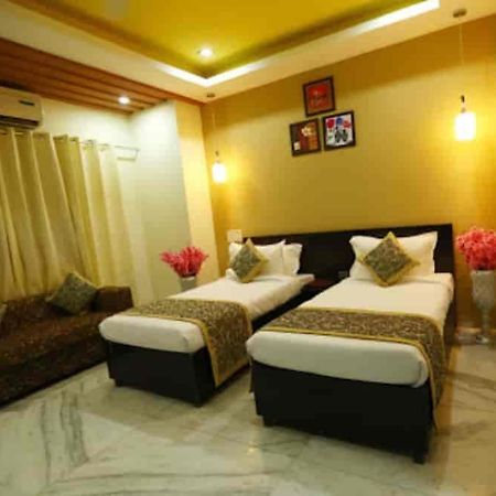 Hotel Rajwada Inn & Club Udaipur Exteriör bild